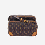 MONOGRAM CANVAS NILE MM