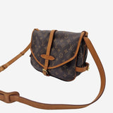 MONOGRAM CANVAS SAUMUR 30