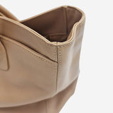 vintage beige Executive Cerf tote