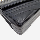 Vintage V stich flap bag