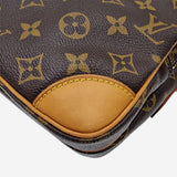 MONOGRAM CANVAS NILE MM