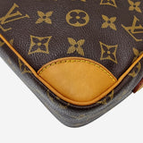 MONOGRAM CANVAS NILE MM