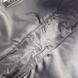 SORT NYLON HÅNDTASKE