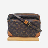 MONOGRAM CANVAS NILE MM