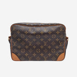 MONOGRAM CANVAS NILE MM