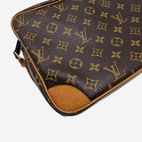 MONOGRAM CANVAS NILE MM