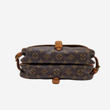 MONOGRAM CANVAS SAUMUR 30