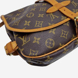 MONOGRAM CANVAS SAUMUR 30