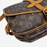 MONOGRAM CANVAS SAUMUR 30