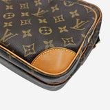 MONOGRAM CANVAS NILE MM