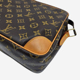 MONOGRAM CANVAS NILE MM