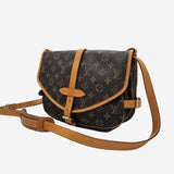 MONOGRAM CANVAS SAUMUR 30