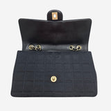 MEDIUM NEW TRAVEL LINE SINGLE FLAP BAG