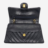 RARE CHEVRON NAVY MEDIUM CLASSIC DOUBLE FLAP