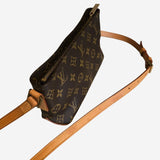 MONOGRAM CANVAS TROTTEUR