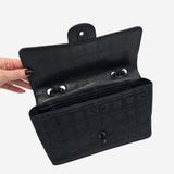 MEDIUM NEW TRAVEL LINE SINGLE FLAP BAG