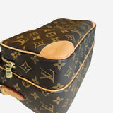MONOGRAM CANVAS NILE MM