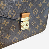 Monogram Canvas Pochette metis