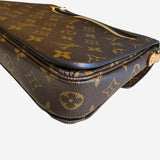 Monogram Canvas Pochette metis