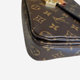 Monogram Canvas Pochette metis