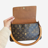 MONOGRAM CANVAS LOOPING PM