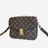 Monogram Canvas Pochette metis