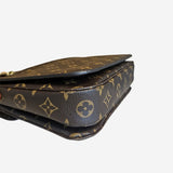 Monogram Canvas Pochette metis