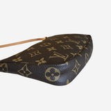Monogram Canvas Pochette Accessoires