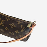 Monogram Canvas Pochette Accessoires