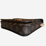 Monogram Canvas Pochette Metis