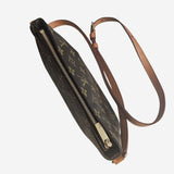 MONOGRAM CANVAS TROTTEUR