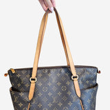 MONOGRAM CANVAS TOTALLY MM