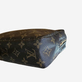 Monogram Canvas Trousse Toilette 23