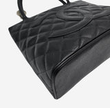 Medallion caviar tote