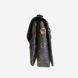 Monogram Canvas Pochette metis