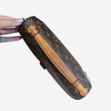 Monogram Canvas Pochette metis