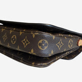 Monogram Canvas Pochette metis