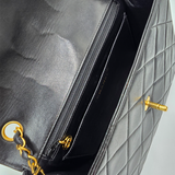 VINTAGE SQUARE FLAP BAG