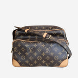 MONOGRAM CANVAS NILE MM