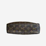 Monogram Canvas Trousse Toilette 23
