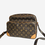 MONOGRAM CANVAS NILE MM