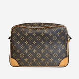 MONOGRAM CANVAS NILE MM
