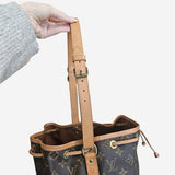 Monogram Canvas Noé