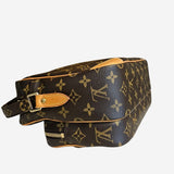 MONOGRAM CANVAS NILE MM