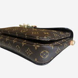Monogram Canvas Pochette metis