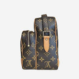 MONOGRAM CANVAS NILE MM