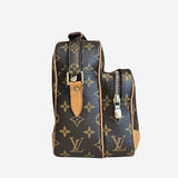 MONOGRAM CANVAS NILE MM