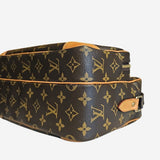 MONOGRAM CANVAS NILE MM