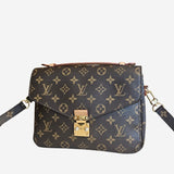 Monogram Canvas Pochette metis