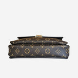 Monogram Canvas Pochette metis
